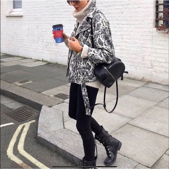 ZARA Cropped Moto Snake Print Tapestry Belted Pockets Size S EUC Jacket - Picture 3 of 16